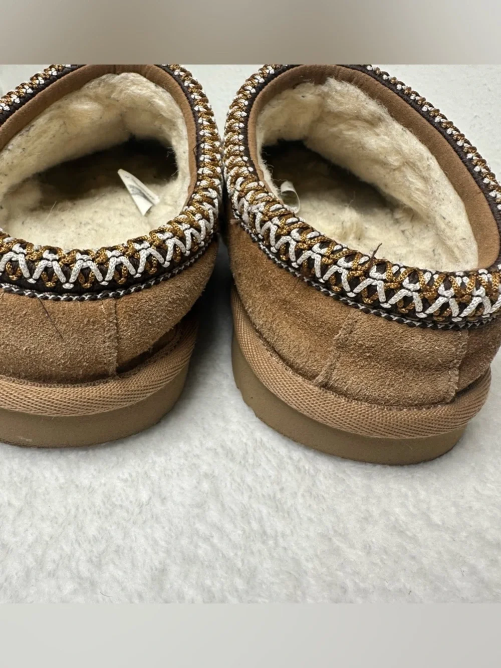 UGG Slip-On Suede Shearling Clogs - Chestnut Brown in Size 3
